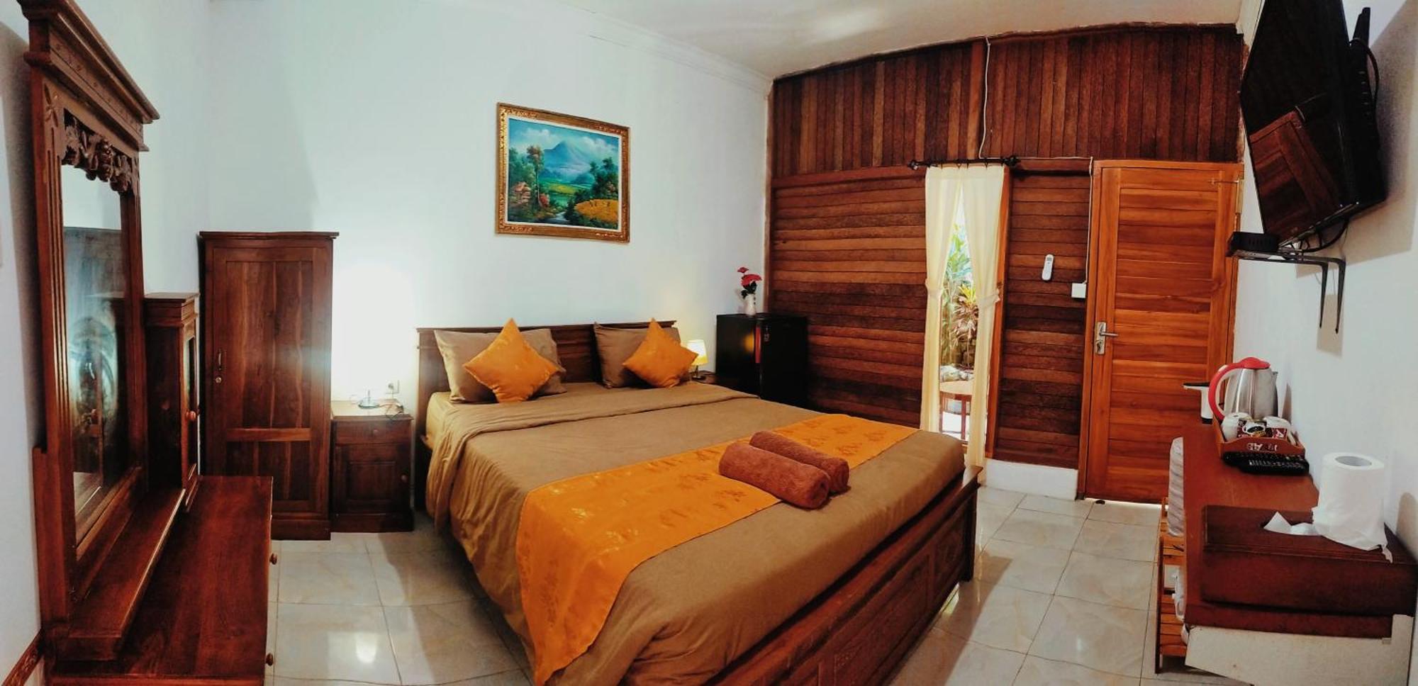 The Rahayu Cottage Batununggul Room photo